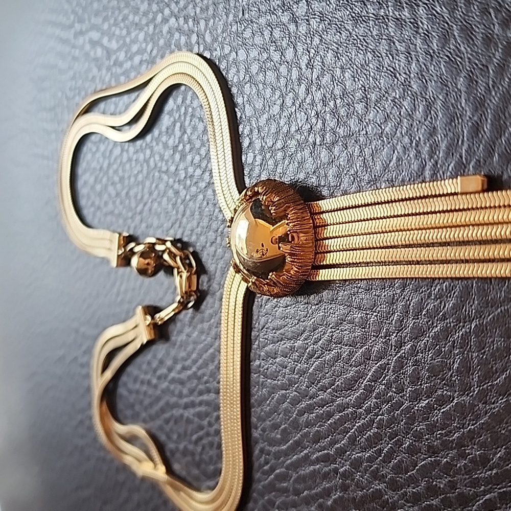 VTG necklace